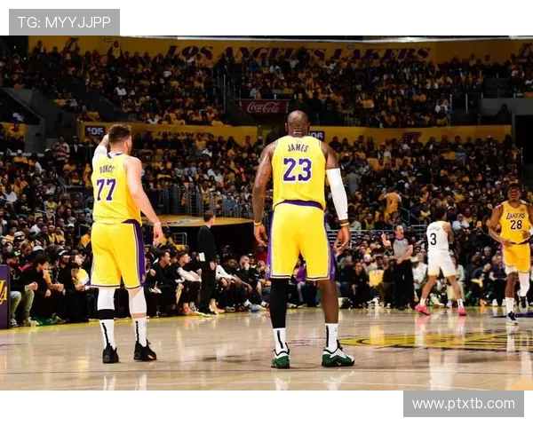 东契奇出色仍盼詹皇掌球为核心